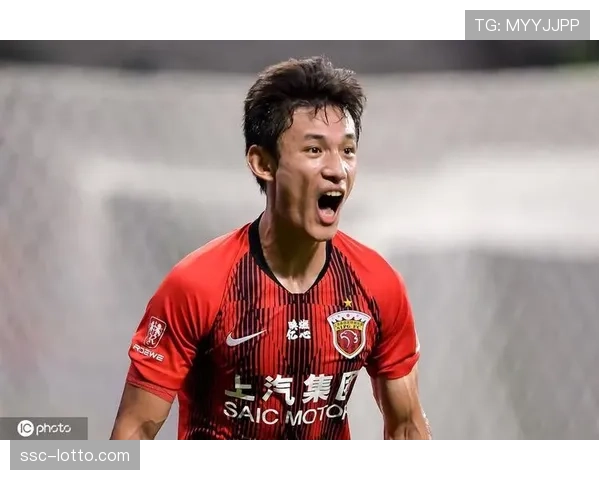 纪录片《飞翔的边翼》上映,讲述法国足球边路传统